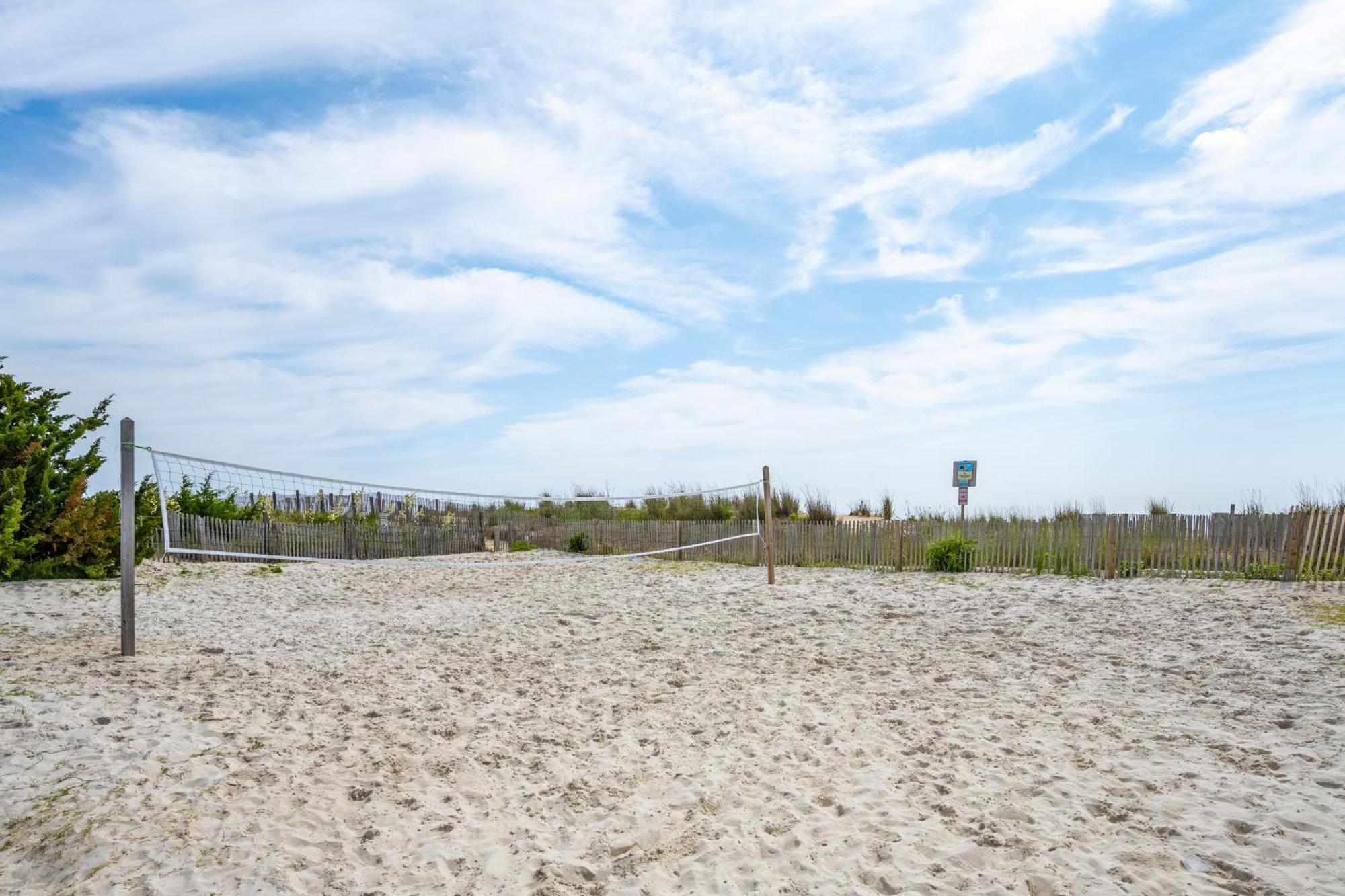 Carousel Resort Hotel And Condominiums Ocean Stadt Exterior foto